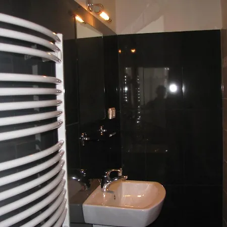 Domino Hotel apartamentowy 2*